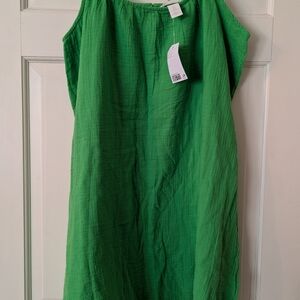 Green Sleeveless Dress
